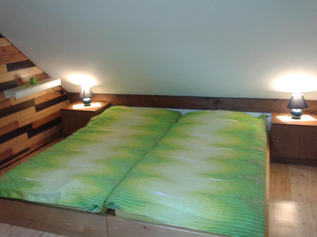 Holiday Home Prdelanca Luče Стая снимка